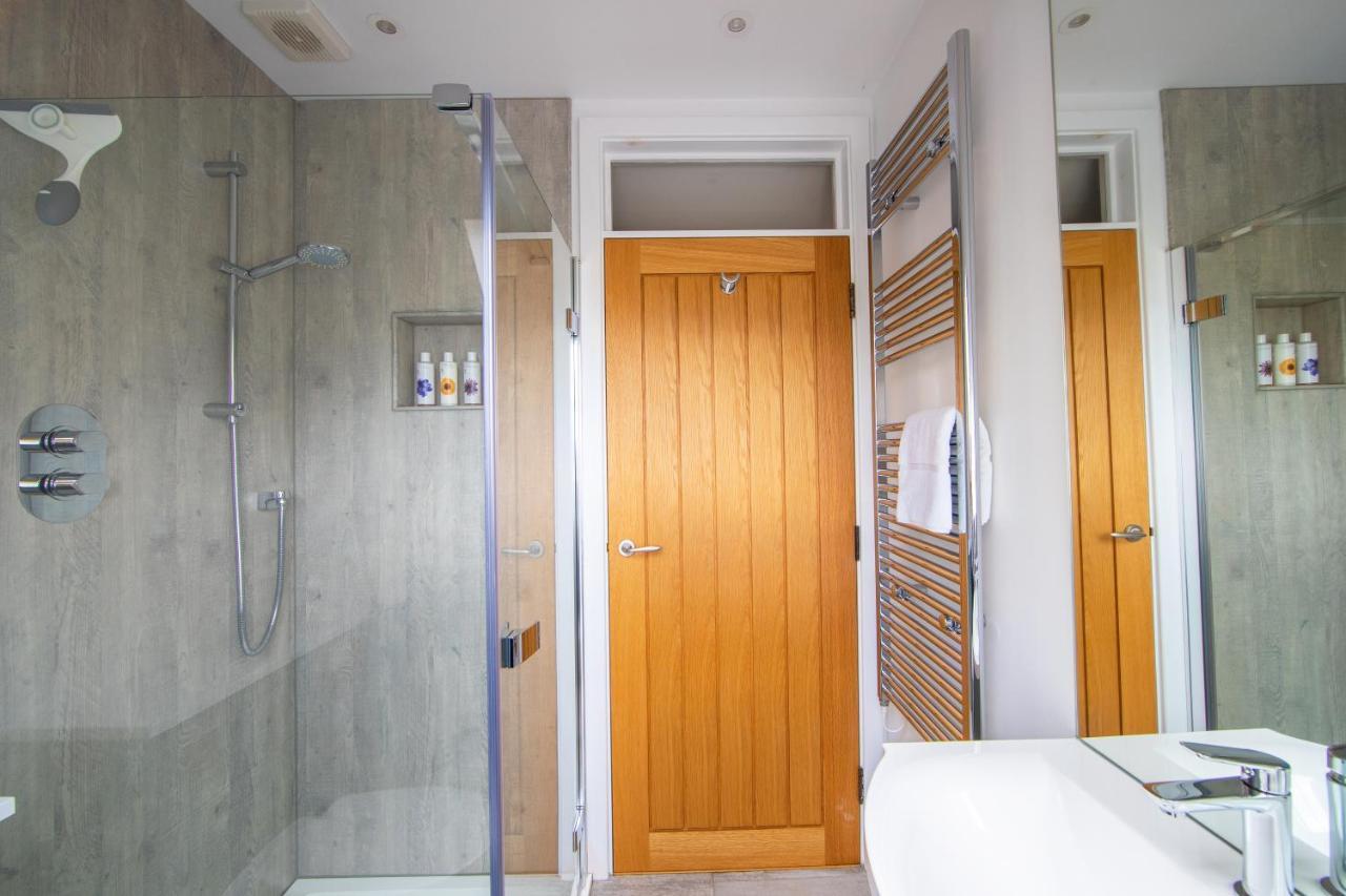 The Loft At The Little Elms Apartment Motcombe Ngoại thất bức ảnh